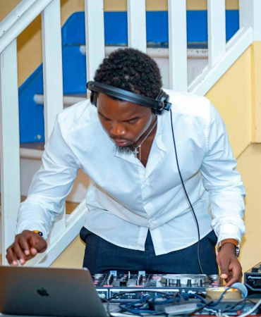 DJ professionnel au Luxembourg – Ambiance garantie pour vos événements !